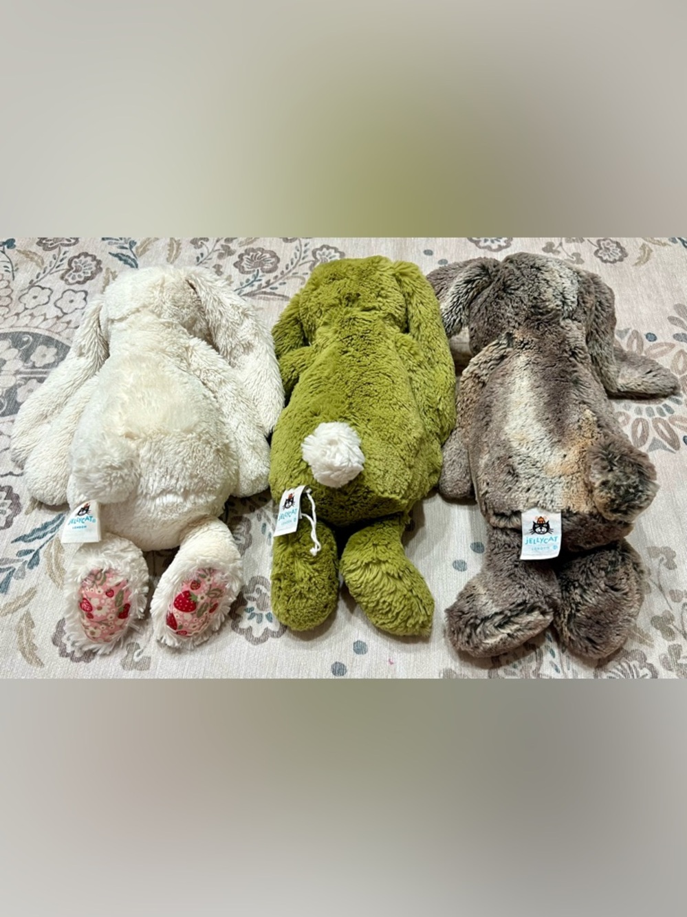 Jellycat Bunny Bundle (Moss Green Bunny, Berry Bunny & Woodland Bunny) - Picture 4 of 8